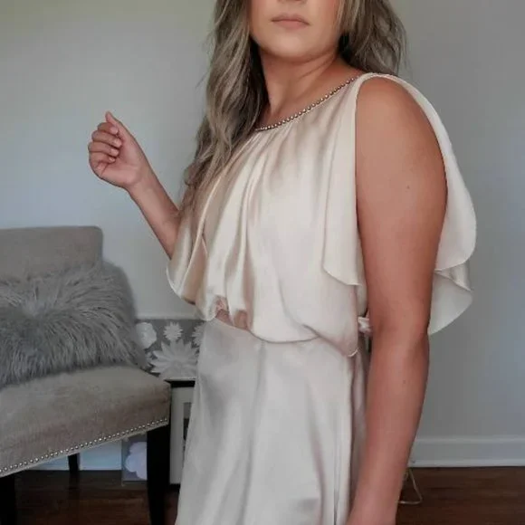 Pearl Pink Satin Dress - Picture 11 of 16